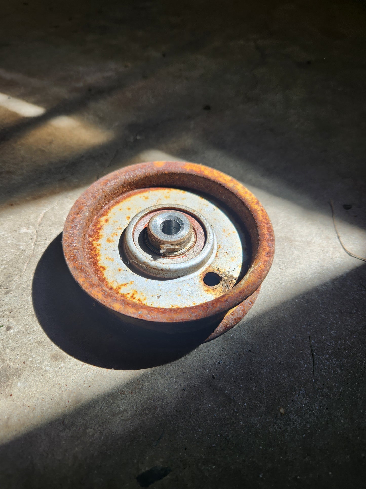 Wheel Horse NOS 112425 Idler Pulley