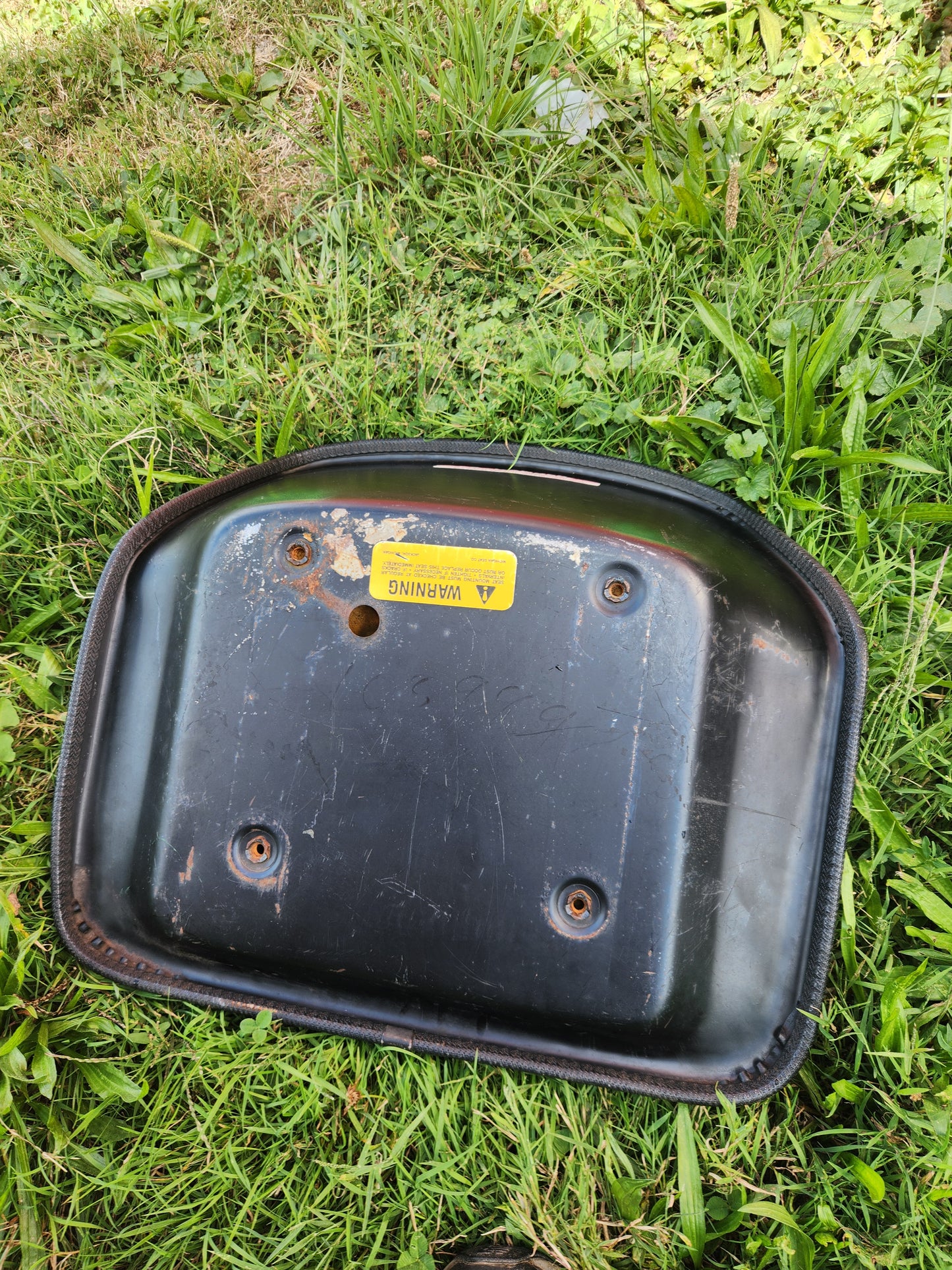 Wheel Horse | Low Back Seat