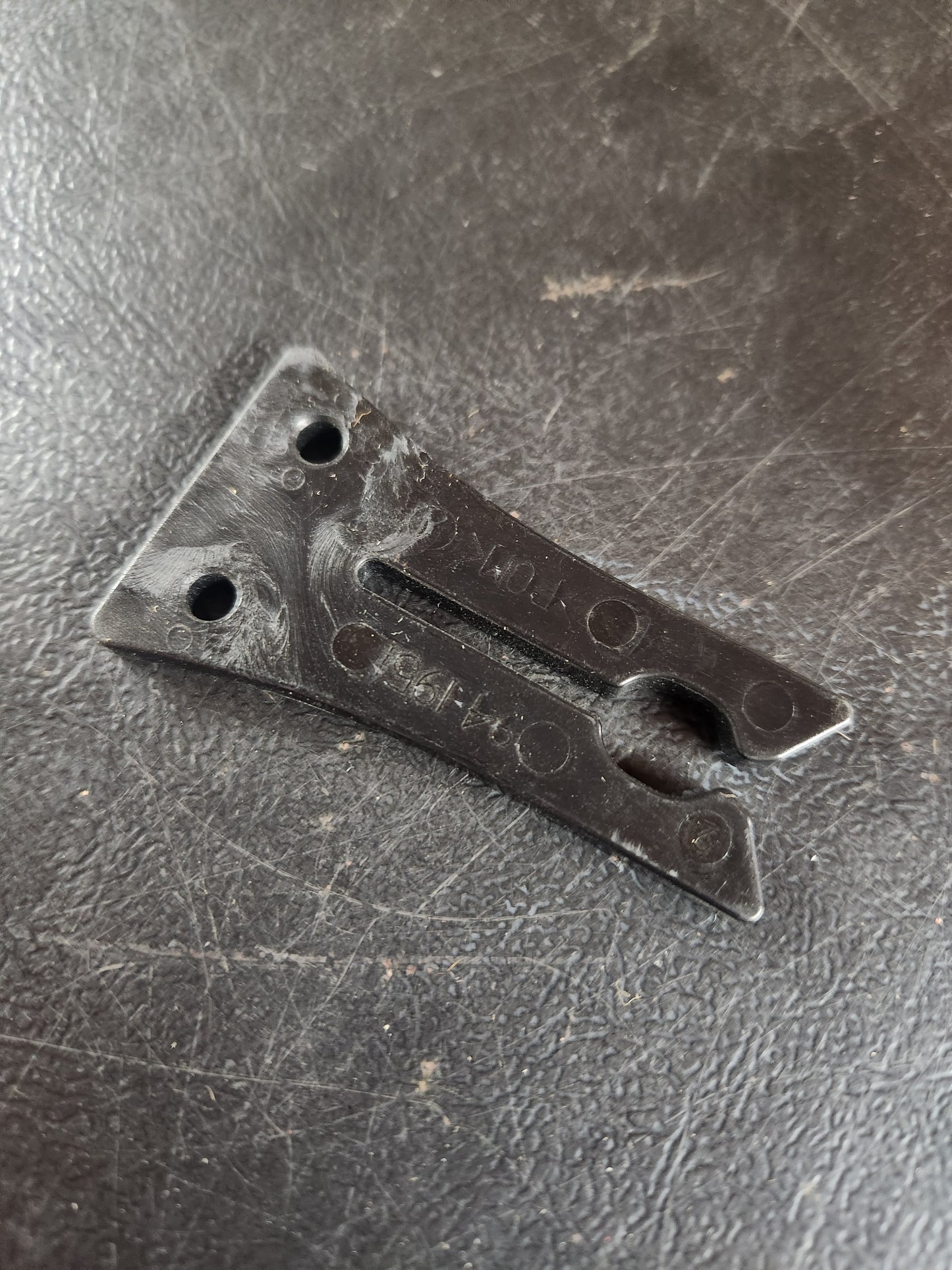 Toro Wheel Horse NOS 94-1951 Hood Latch