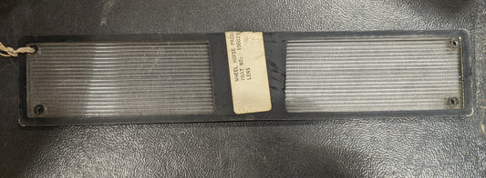 Wheel Horse NOS | 106829 Headlight Lens