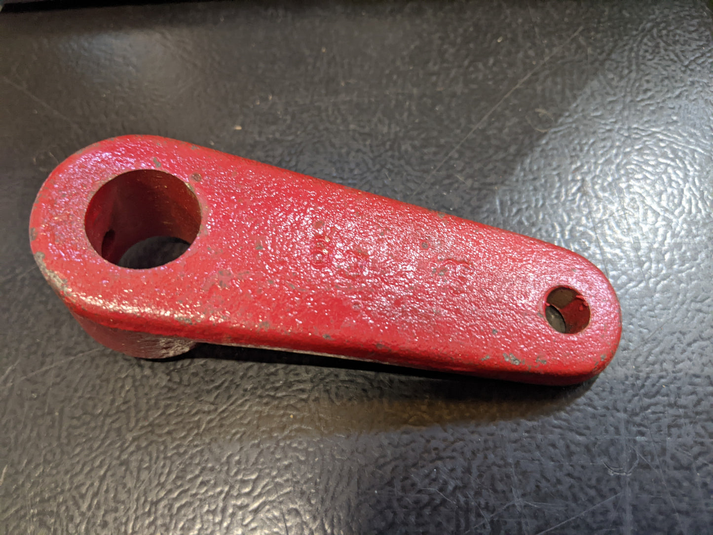 Wheel Horse 1899 Steering Knuckle
