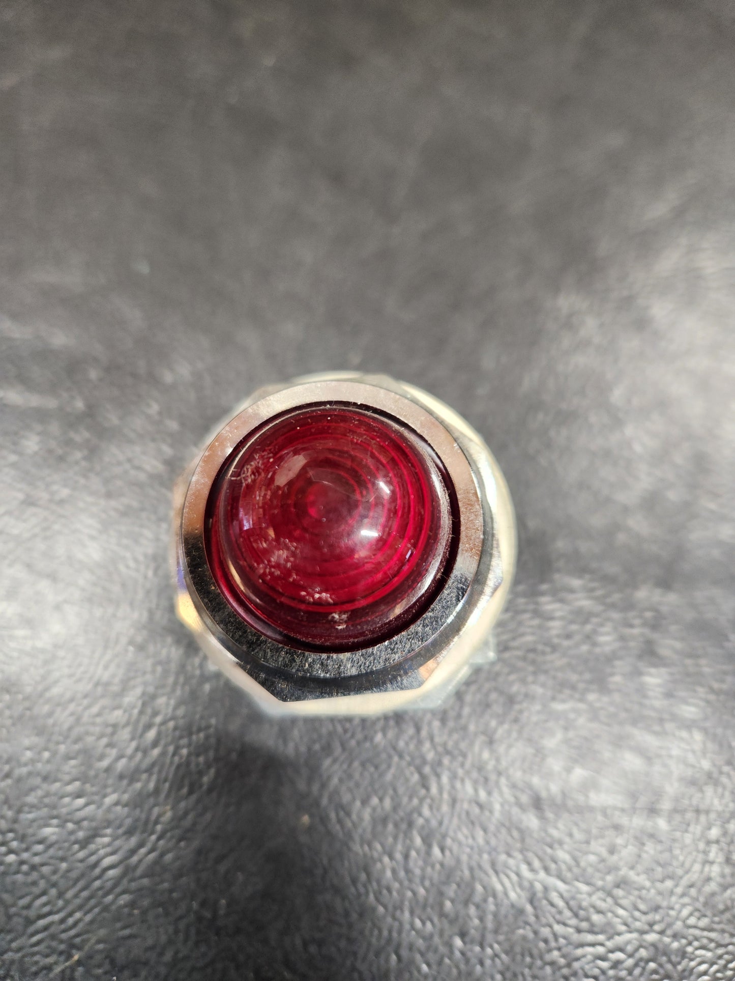 Onan NOS 322-0231 Lamp Housing