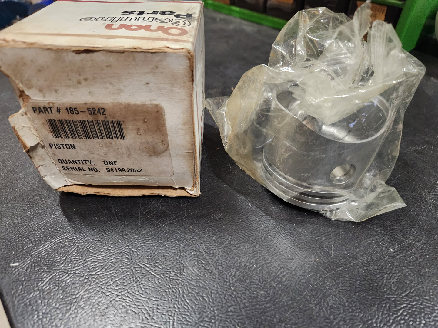 Onan NOS 185-5242 Piston