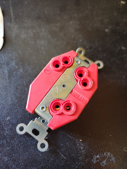 Onan NOS 327-0870 Receptacle