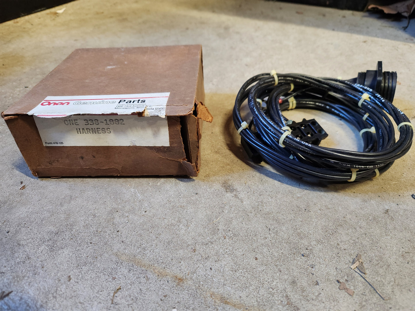 Onan NOS 338-1882 Harness
