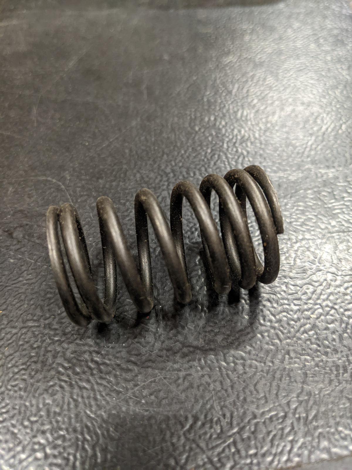 23136 Spring Kohler NOS 235168 Valve Spring – Dave's Parts World