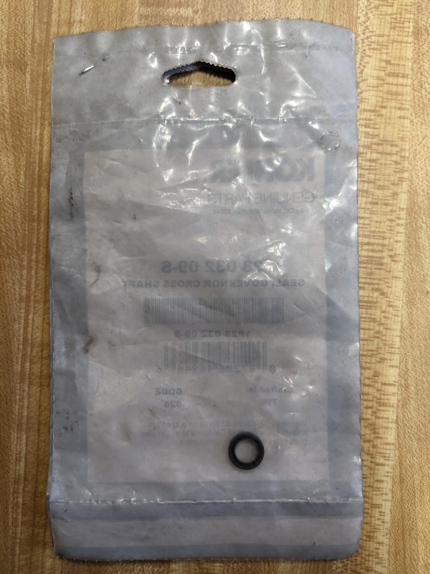 Kohler 28-032-09-S NOS Governor Cross Shaft Seal
