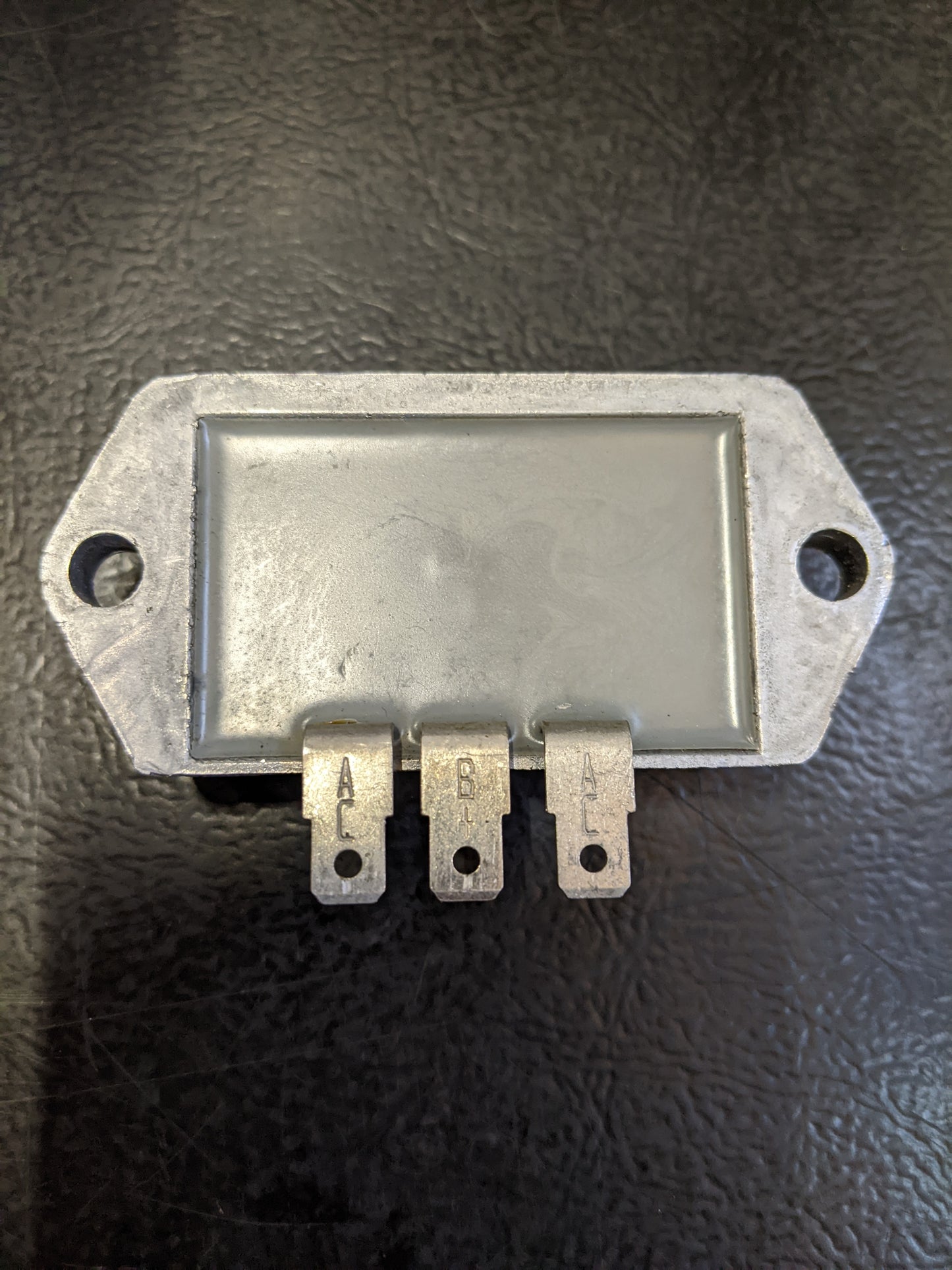 Kohler 41 403 09-S Regulator USED