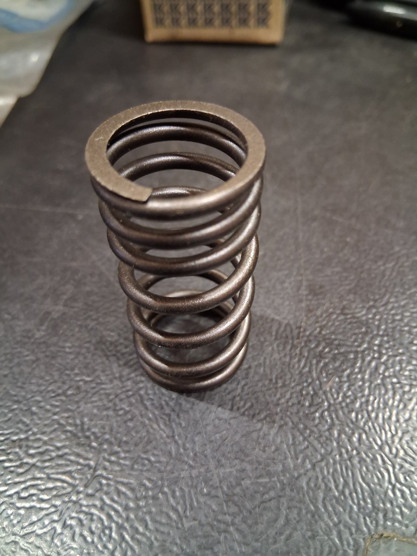 Kohler 45-020-01 Supersedes to 45 020 02-S NOS Valve Spring