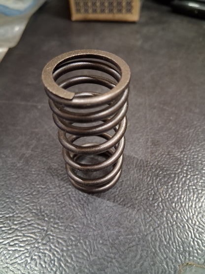 Kohler 45-020-01 Supersedes to 45 020 02-S NOS Valve Spring