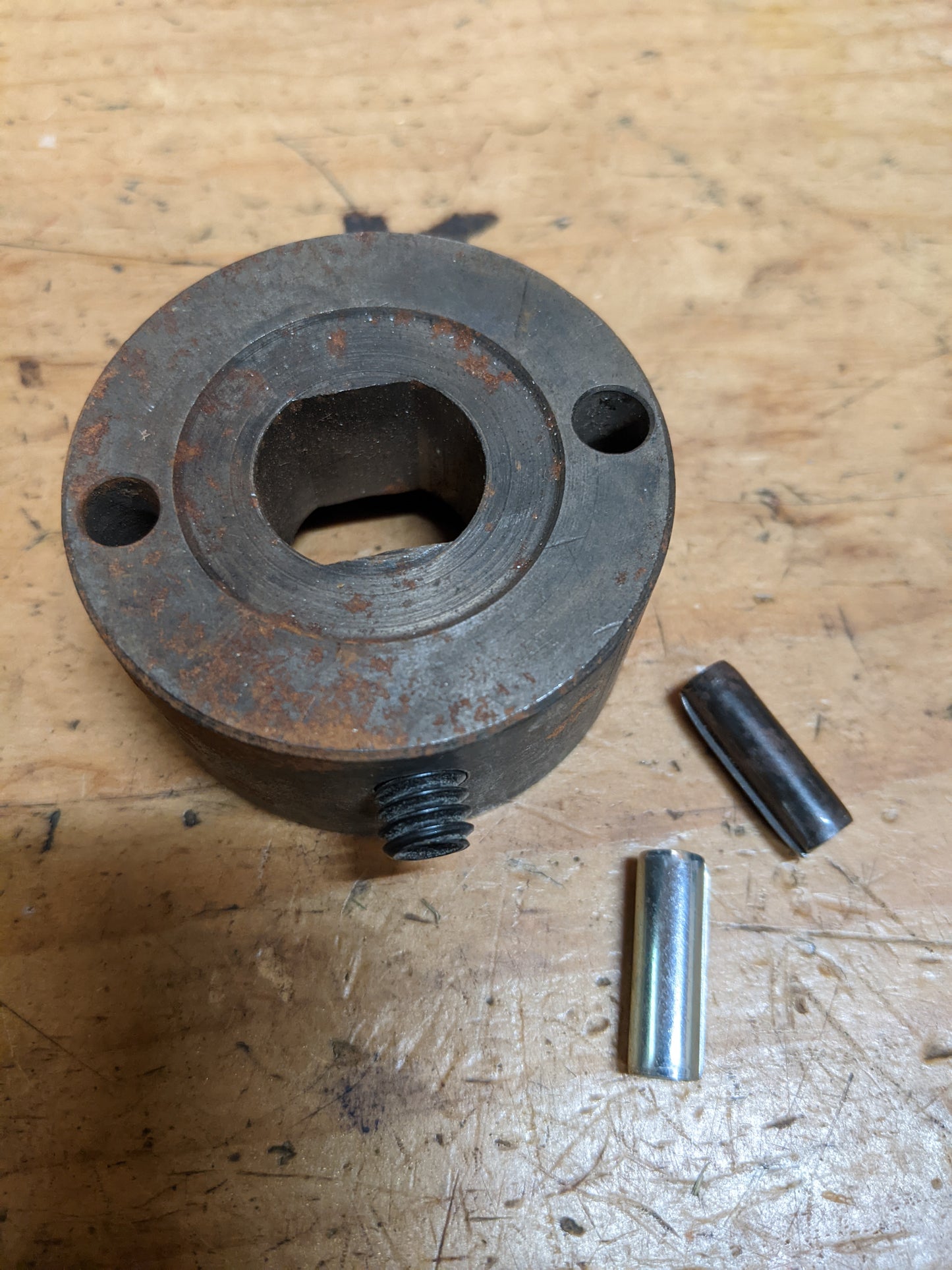 Wheel Horse NOS 3716 Spindle Cup with Roll Pins & Set Screw