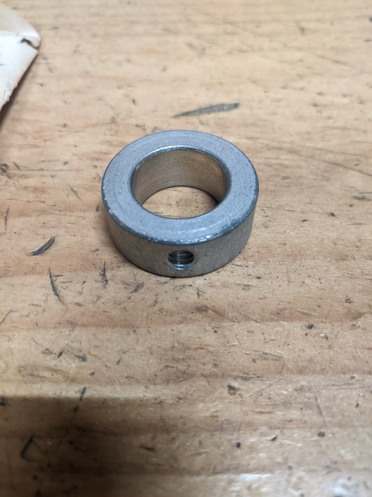 Wheel Horse NOS | 1085 Superseded To 83-2770 Locking Collar
