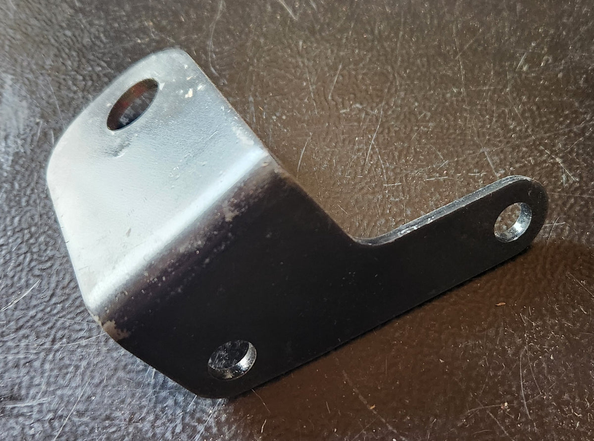 116322 Wheel Horse NOS | 116322 Lower Control Bracket – Dave's Parts World